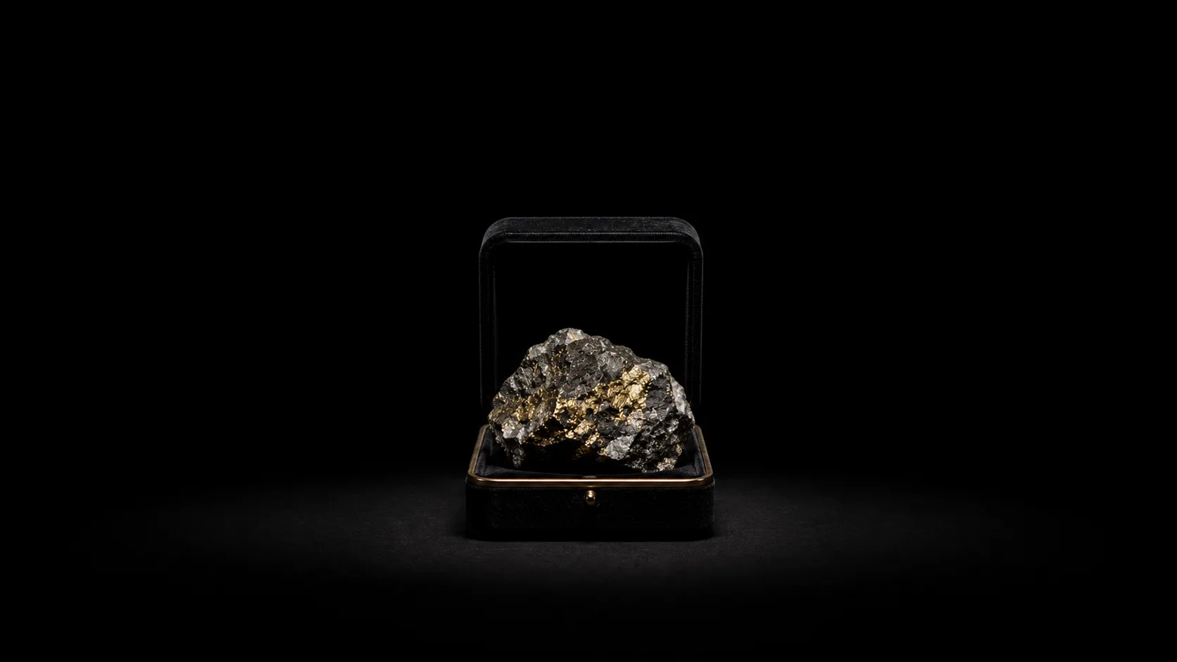 B2B mine deals in the inbox!